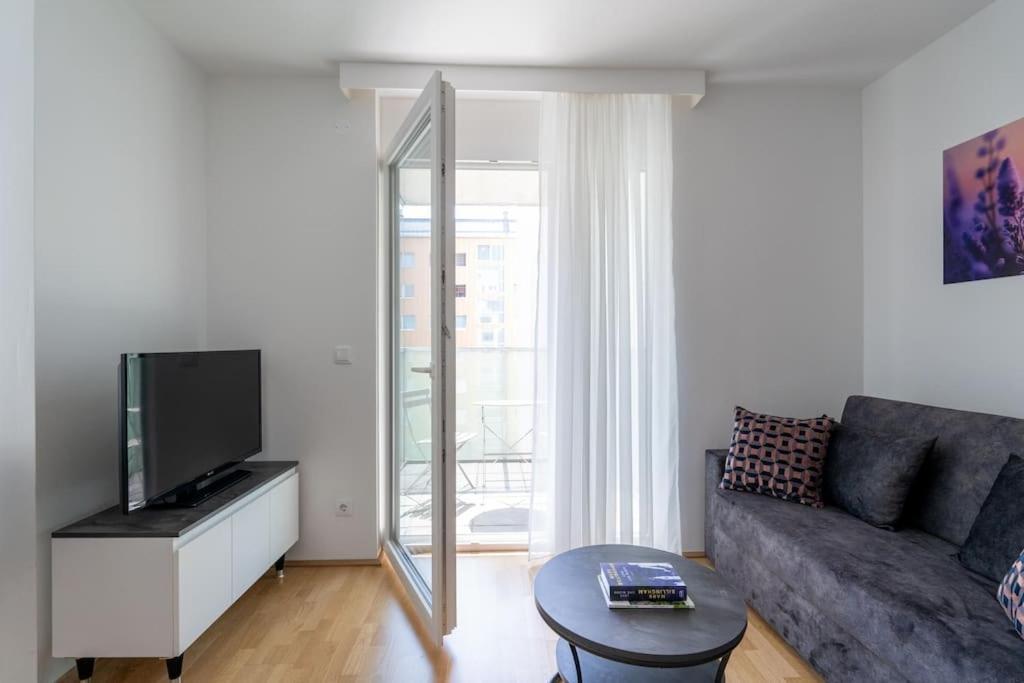 Apartment 1br With Balcony, Urban Style By Hm Wien