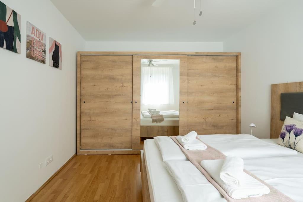 1br With Balcony, Urban Style By Hm Apartment Wien